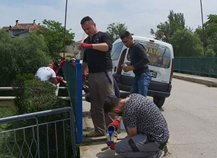 VOLUNTEERS IN ACTION IN THE VILLAGE OF LUCANE