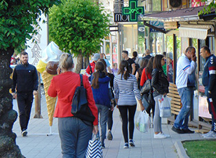 THE SITUATION IN VRANJE IS WORRYING, A LARGE NUMBER OF PATIENTS WITH PNEUMONIA