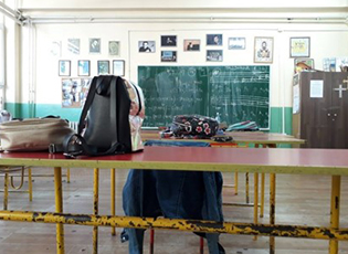 ЂАЦИ ЋЕ МАЛО ИЋИ У ШКОЛУ, ПА МАЛО НЕЋЕ