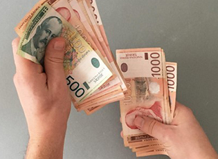 И ОВАЈ МЕСЕЦ ИСПЛАТА ПЕНЗИЈА У ЦЕЛОСТИ