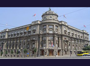 PROTECTIVE MASKS ARE OBLIGATORY OUTDOORS, TOO