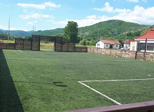 BASKETBALL COURT IN MEDVEDJA GETS A RUBBER BASE, THE VALUE OF THE DONATION IS AROUND 2 MILLION DINARS