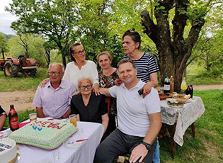 GRANDMA ANDJA CELEBRATED HER 90TH BIRTHDAY IN THE COMPANY OF THE PRESIDENT OF THE MUNICIPALITY OF MEDVEDJA AND THE LOCALS
