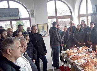 ДР ТИОДОРОВИЋ УОЧИ СЕЗОНЕ СЛАВА: БЕЗ ЉУБЉЕЊА КОЛАЧА И ГОСТИЈУ