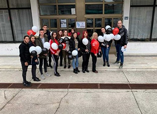 BUJANOVAC STUDENTS ORGANIZE HUMANITARIAN BAZAAR ON MONDAY TO HELP SICK CHILDREN