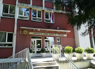 LUNCH-LADY IN THE BUJANOVAC KINDERGARTEN FELL SICK WITH THE CORONA VIRUS