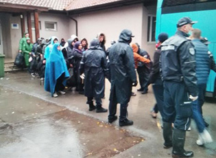 MIGRANTI IZ SOMBORA DEPORTOVANI ZA BUJANOVAC I PIROT
