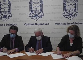 MUNICIPALITY OF BUJANOVAC SIGNED A MEMORANDUM ON THE YOUNG WHO WANT TO STAY IN THAT MUNICIPALITY