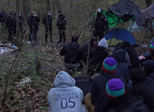 AROUND 400 MIGRANTS DEPORTED FROM SOMBOR TO SOUTH SERBIA