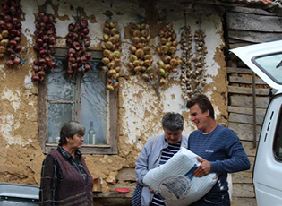 ПОМОЗИМО ПОРОДИЦИ ЊЕГУШ