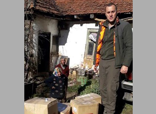 AID FOR THE LAZAREVIC FAMILY FROM THE VILLAGE OF VOGANAC ARRIVED FROM PRESEVO AND NOVI SAD