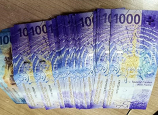 ATTEMPT TO SMUGGLE 42,000 FRANCS AT THE PRESEVO BORDER CROSSING