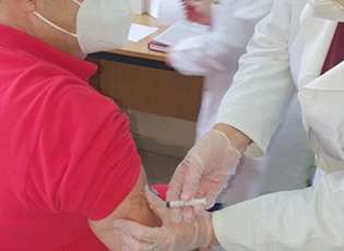 ПРИЈАВА ЗА ВАКЦИНАЦИЈУ И ПУТЕМ ТЕЛЕФОНА