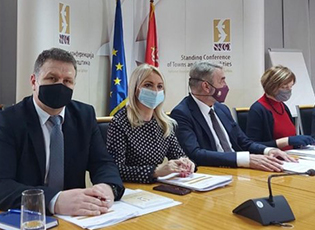 NË MEDVEGJË DERI TË PREMTEN JANË VAKSINUAR 450 PERSONA, SITUATA E JASHTËZAKONSHME PËR SHKAK TË VËRSHIMEVE ENDE NË FUQI