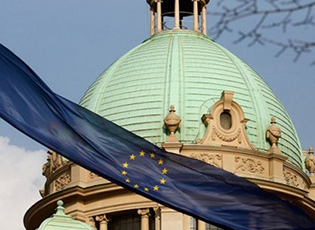 CALL FOR NEW BENEFICIARIES OF THE “EUROPEAN SCHOOL OF DEBATE” LAUNCHED (DEADLINE: FEBRUARY 26, 2021)