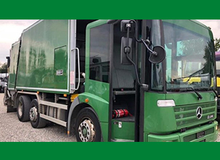 A SELF-EMPLOYED BUSINESSMAN DONATED A GARBAGE TRUCK TO BUJANOVAC’S “KOMUNALAC”