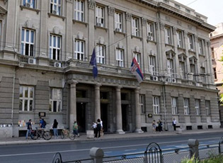 FAKULTETI FILOLOGJIK ËSHTË DEKLARUAR MBI INICIATIVËN E RAGMI MUSTAFËS: “Nuk ka kushte për albanologji në Bujanoc”