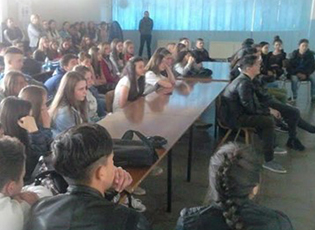 JANË SIGURUAR MJETET PËR ASISTENTA PERSONAL NË SHKOLAT E BUJANOCIT