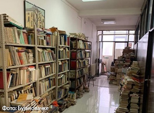 DREJTORI I BIBLIOTEKËS ,, EKREM XHEMAJLI : JEMI DUKE RENOVUAR DEPON, NË RADHË TJETËR  KËNDI I LEXIMIT