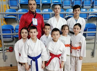 KARATISTËT BSK 9 MEDALJE NË KRALEVË