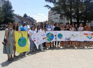 RINIA E BUJANOCIT: MIRËKUPTIM DHE EMPATI PËR MIGRANTËT A JO URREJTJE