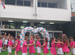 VERA KULTURORE VERORE NË BUJANOC: FËMIJËT NË PREMIJERË