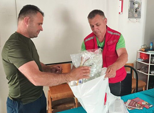 PAKO PËR FEMIJE TË PORSALINDUR