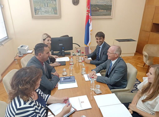 ËSHTË MBAJTUR TAKIMI NË MES PËRFAQËSUESËVE TË TRUPIT KOORDINUES DHE AMBASADORIT JAN BRUT, SHEFIN E MISIONIT TË OSBE-SË NË SËRBI