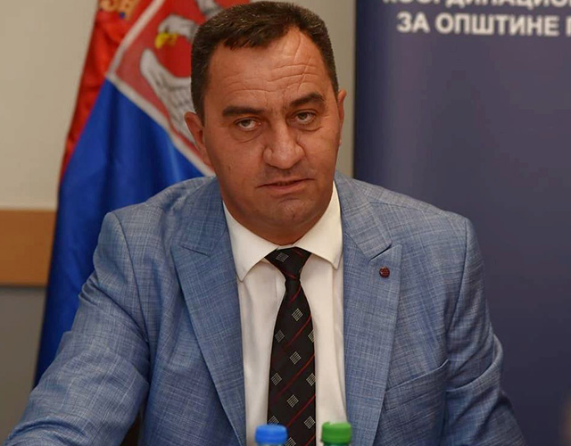 НОВОГОДИШЊА ЧЕСТИТКА НЕНАДА МИТРОВИЋА