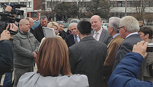 MR. STANKOVIC AND MR. VOLLEBAEK ON THE NEW BUILDING OF THE FACULTY OF ECONOMICS IN BUJANOVAC