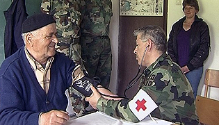 KONTROLLIMI MJEKSOR FALAS NË MEDVEGJË