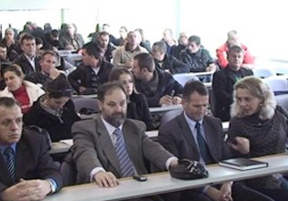 PROVIDING STIMULATION FOR PRIVATE COMPANIES