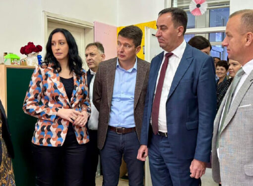 НЕНАД МИТРОВИЋ И ЈЕЛЕНА ЖАРИЋ КОВАЧЕВИЋ ПОСЕТИЛИ ПРЕШЕВО И БУЈАНОВАЦ