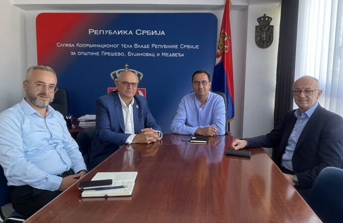НЕНАД МИТРОВИЋ САСТАО СЕ СА ПРЕДСЕДНИКОМ ПРИВРЕДНЕ КОМОРЕ ЈАБЛАНИЧКОГ И ПЧИЊСКОГ ОКРУГА