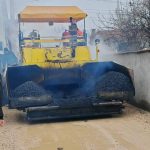 НЕНАД МИТРОВИЋ ОБИШАО РАДОВЕ НА АСФАЛТИРАЊУ БЕОГРАДСКЕ УЛИЦЕ У ЦЕНТРУ БУЈАНОВЦА