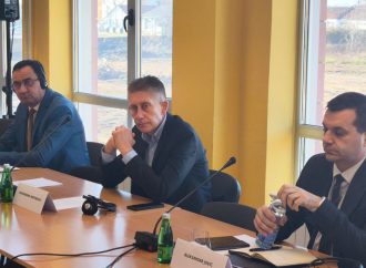 KRYETARI I TRUPIT KOORDINUES DHE U.D. DREJTORI I SHËRBIMIT TË TRUPIT KOORDINUES MORËN PJESË NË BORDIN E PALËVE TË INTERESUARA NË BUJANOC