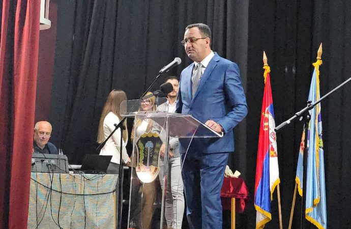 TRUPIT KOORDINUES I ËSHTË NDARË MIRËNJOHJE ME RASTIN E DITËS SË KOMUNËS SË MEDVEGJËS